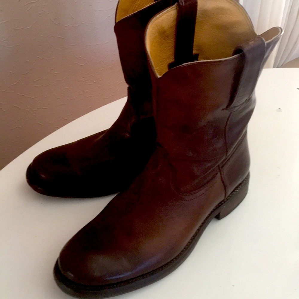 Frye boots. Size 9.